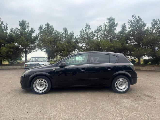 Opel Astra 2009, 335,000 km - 1.3 l - Bakı