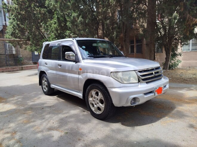 Mitsubishi Pajero io 2001, 321,585 km - 2.0 l - Bakı