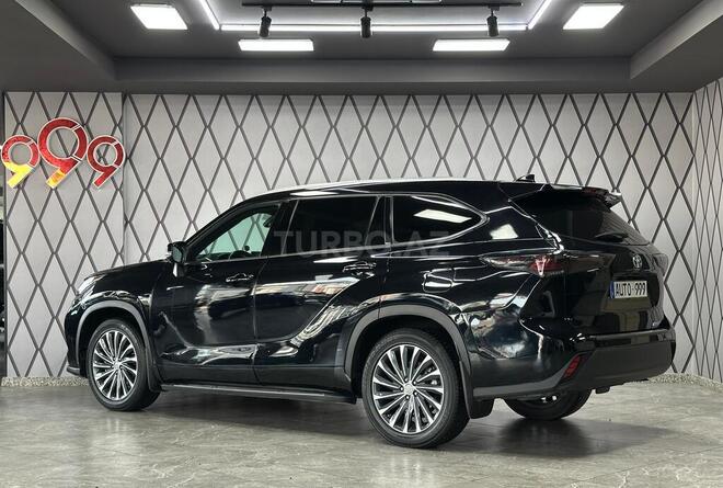 Toyota Highlander-7