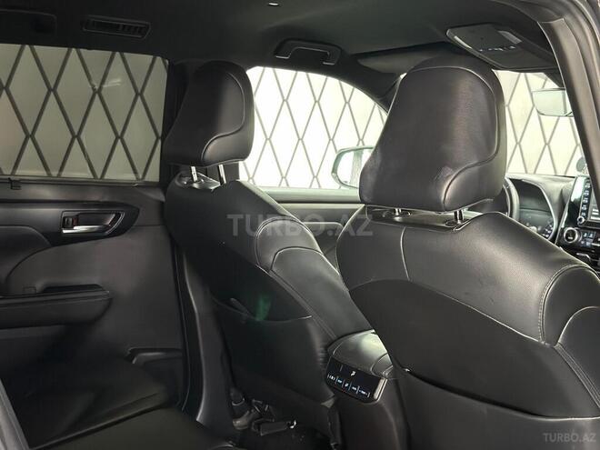 Toyota Highlander-14
