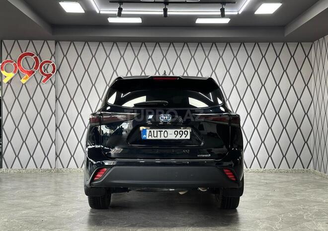 Toyota Highlander-6