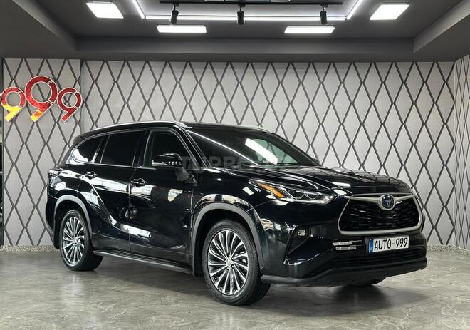 Toyota Highlander-2