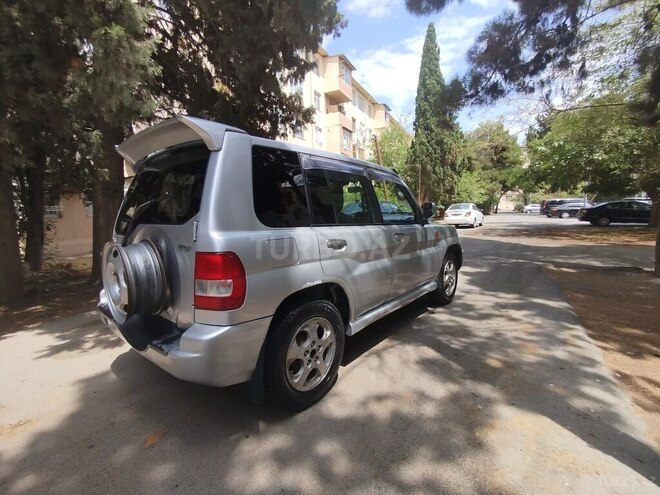 Mitsubishi Pajero io 2001, 321,585 km - 2.0 l - Bakı