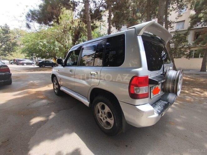 Mitsubishi Pajero io 2001, 321,585 km - 2.0 l - Bakı
