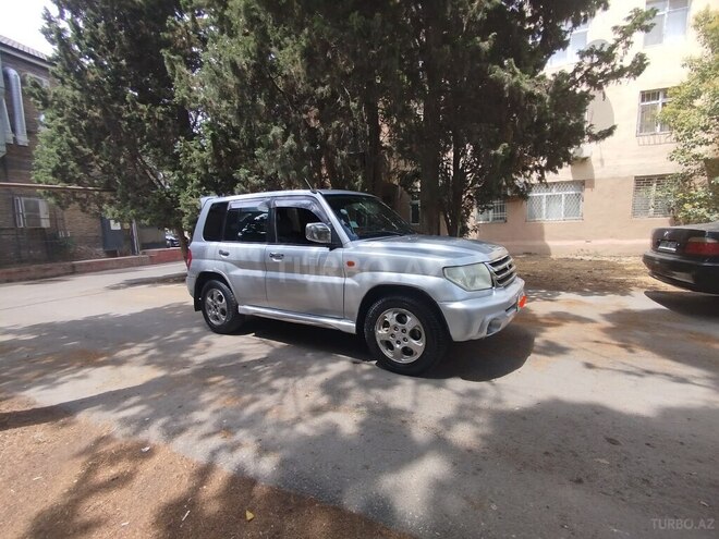 Mitsubishi Pajero io 2001, 321,585 km - 2.0 l - Bakı