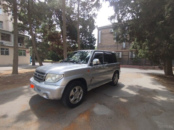 Mitsubishi Pajero io 2001, 321,585 km - 2.0 l - Bakı