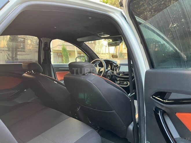 LADA (VAZ) Vesta Cross 2019, 250,000 km - 1.8 l - Bakı