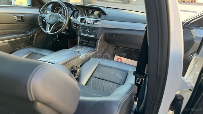 Mercedes E 200 2015, 212,124 km - 2.0 l - Bakı