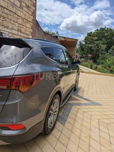 Hyundai Santa Fe-8