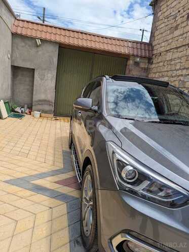 Hyundai Santa Fe-6