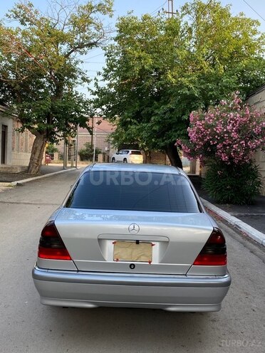 Mercedes C 240 1998, 232,000 km - 2.4 l - Gəncə