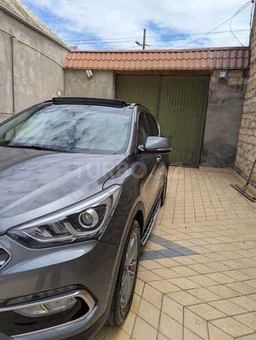 Hyundai Santa Fe-5