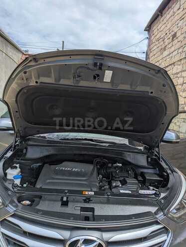 Hyundai Santa Fe-14