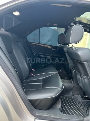 Mercedes E 220 d 2001, 416,776 km - 2.2 л - Bakı