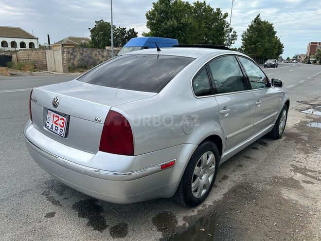 Volkswagen Passat 2002, 285,000 km - 2.0 л - Bakı