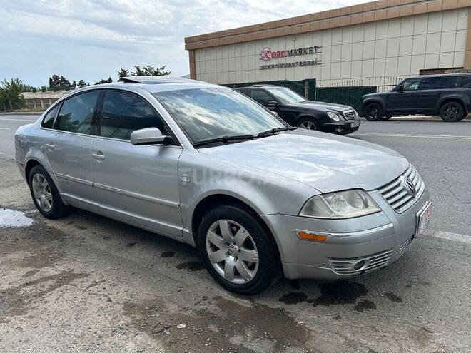 Volkswagen Passat 2002, 285,000 km - 2.0 л - Bakı