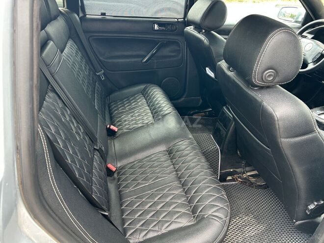 Volkswagen Passat 2002, 285,000 km - 2.0 л - Bakı