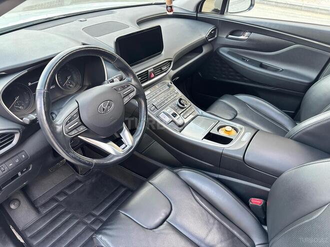 Hyundai Santa Fe-12
