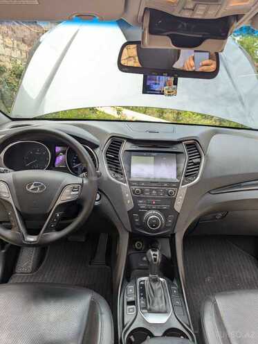 Hyundai Santa Fe-3