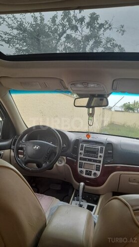 Hyundai Santa Fe-10
