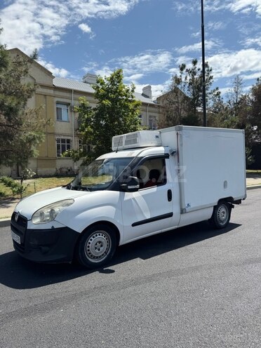 Fiat Doblo 2010, 280,000 km - 1.6 l - Bakı