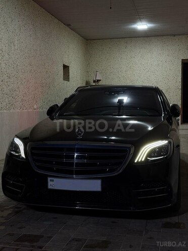 Mercedes S 320-1