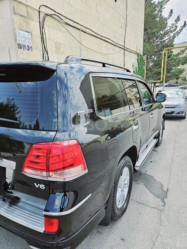 Toyota Land Cruiser-4