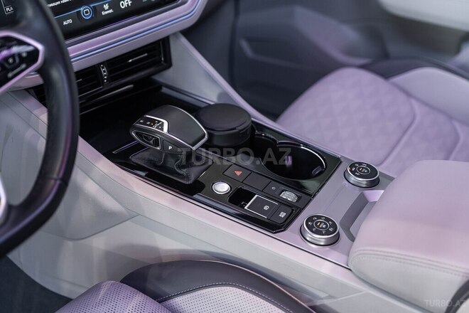 Volkswagen Touareg 2021, 57,785 km - 3.0 l - Bakı