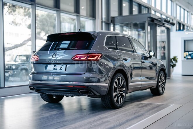 Volkswagen Touareg 2021, 57,785 km - 3.0 l - Bakı