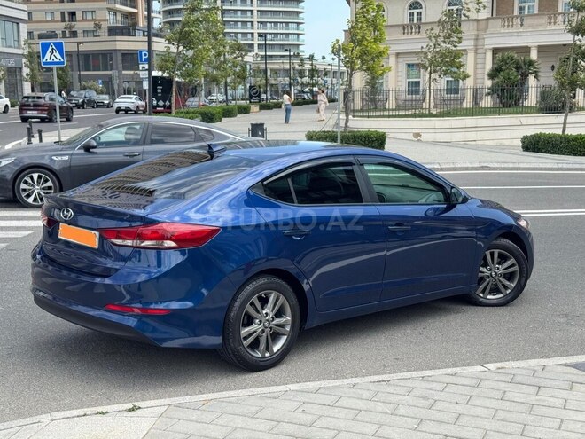 Hyundai Elantra 2018, 135,053 km - 2.0 л - Bakı