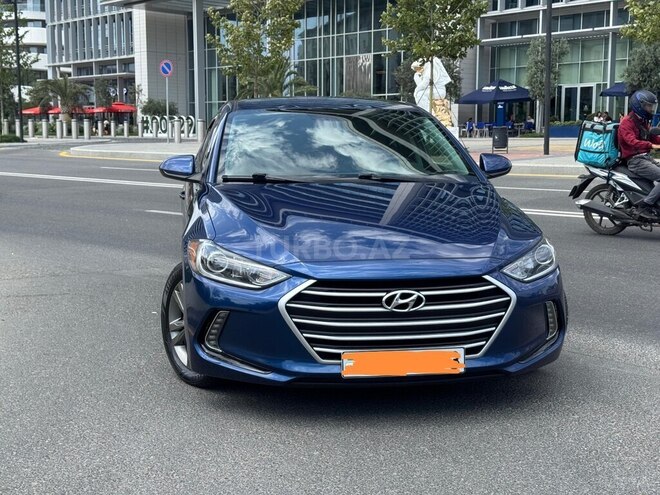 Hyundai Elantra 2018, 135,053 km - 2.0 л - Bakı