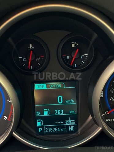 Chevrolet Cruze-19