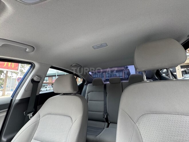 Hyundai Elantra 2018, 135,053 km - 2.0 л - Bakı