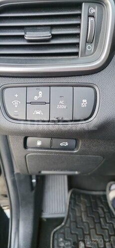 Kia Sorento-17