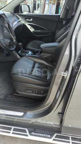 Hyundai Santa Fe-18