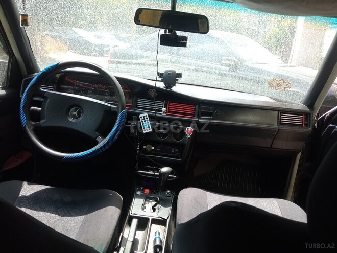 Mercedes 190 1989, 584,643 km - 2.0 л - Bakı