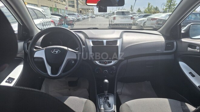 Hyundai Accent 2013, 156,000 km - 1.4 l - Sumqayıt
