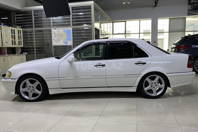 Mercedes C 230-7