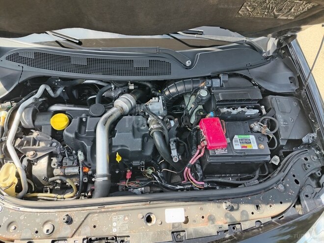 Renault Megane-11
