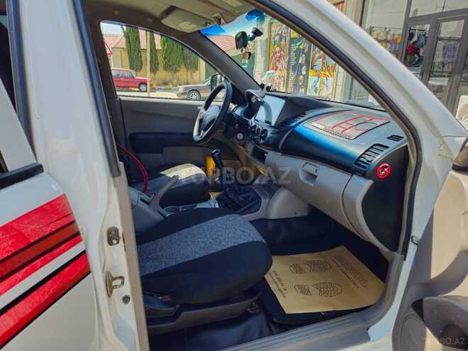 Mitsubishi L200 2007, 346,000 km - 2.5 l - Bakı