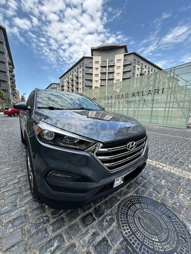 Hyundai Tucson-12