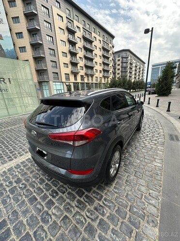 Hyundai Tucson-14