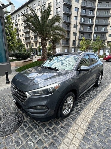 Hyundai Tucson-11