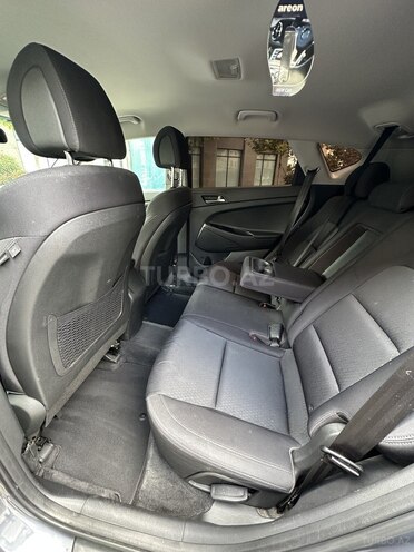Hyundai Tucson-10