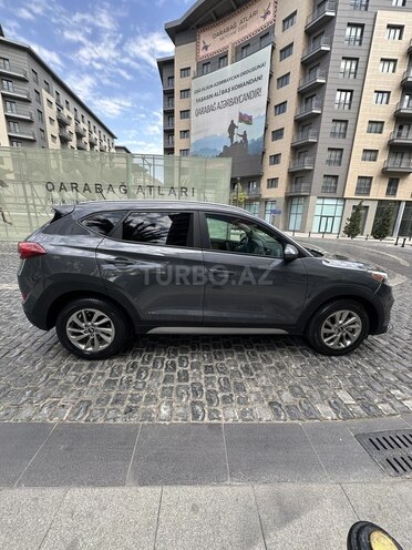 Hyundai Tucson-8