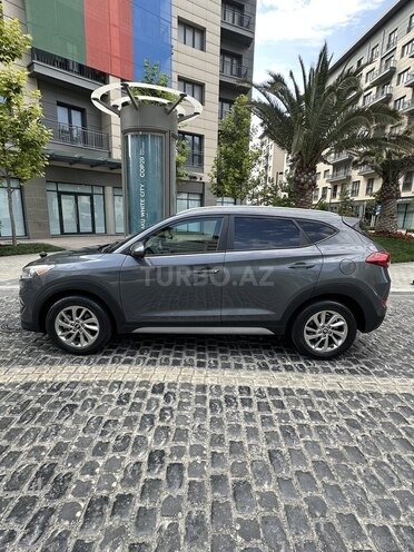 Hyundai Tucson-5