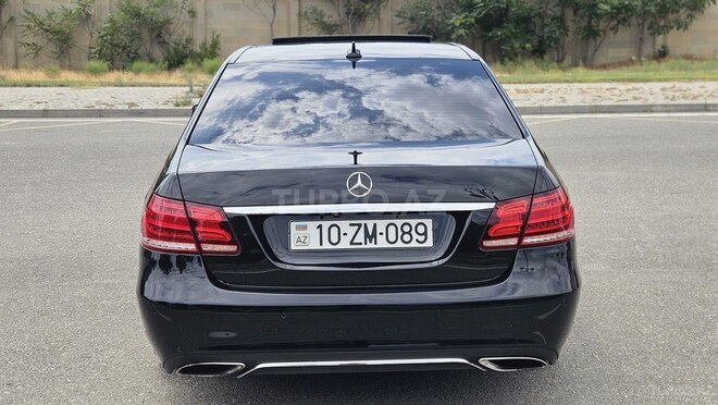 Mercedes E 220 d 2014, 251,600 km - 2.1 л - Bakı
