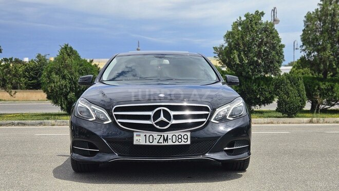 Mercedes E 220 d 2014, 251,600 km - 2.1 л - Bakı
