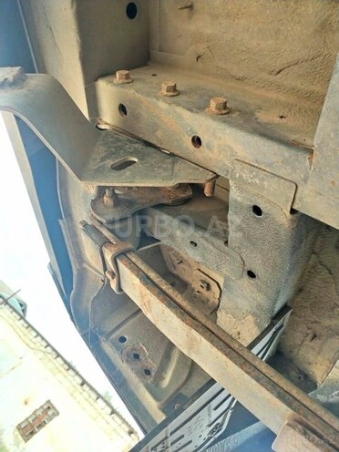 Ford Transit-10