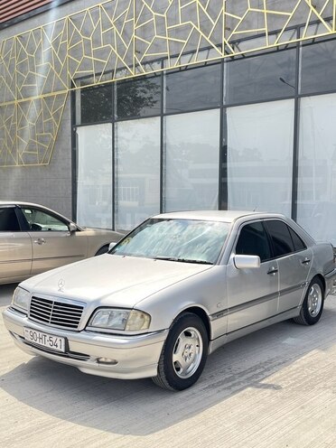 Mercedes C 200 1997, 357,000 km - 2.0 л - Salyan